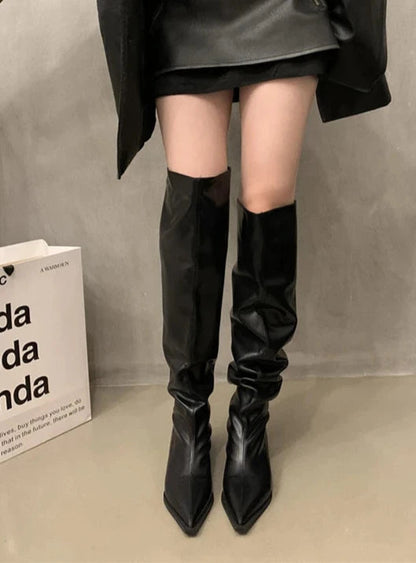 Elegantly Styled Boots for Everyday Wear
