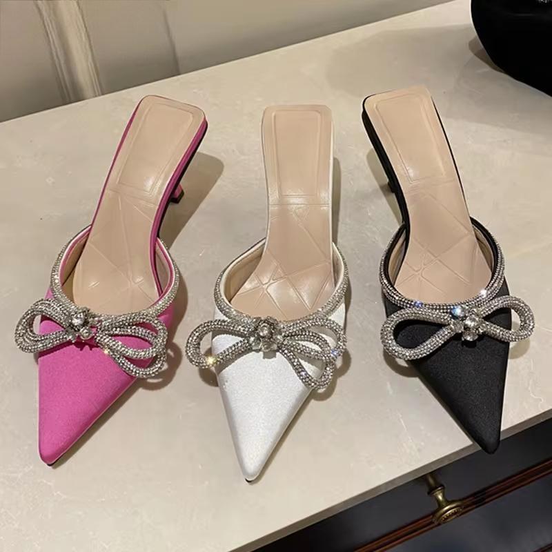 A Vintage Style Heels with Delicate Timeless Details
