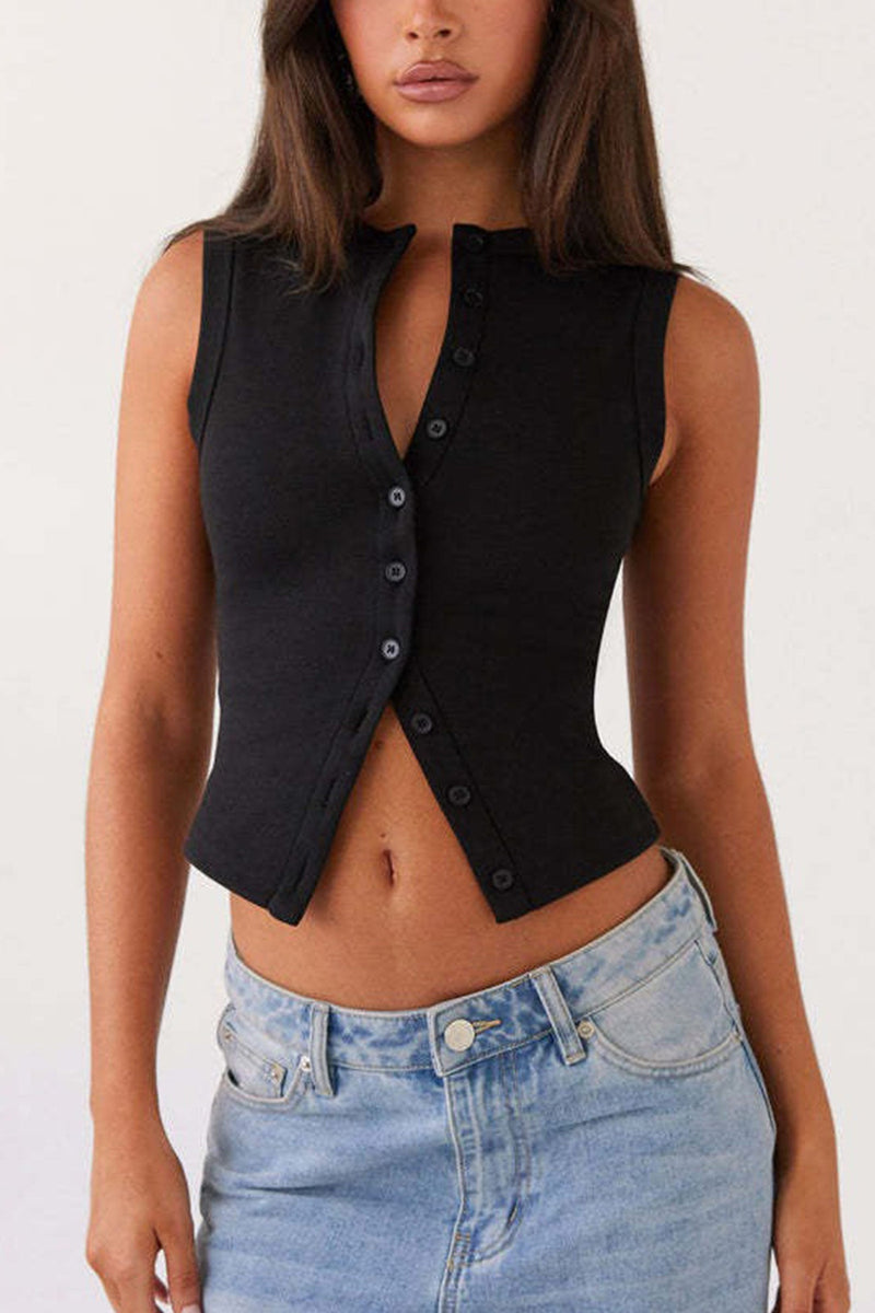 Effortlessly Elegant Top with a Timeless Design