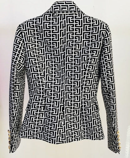 Polished Garment with an Effortless Classic Look