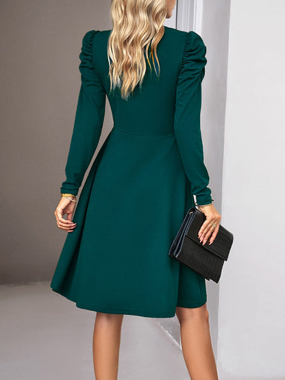 Classic Vintage & Enduringly Stylish Dress