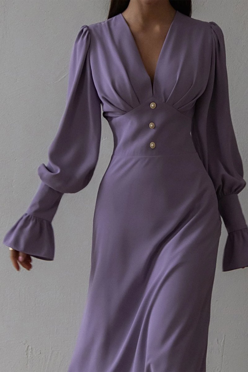 Classic Vintage & Enduringly Stylish Dress