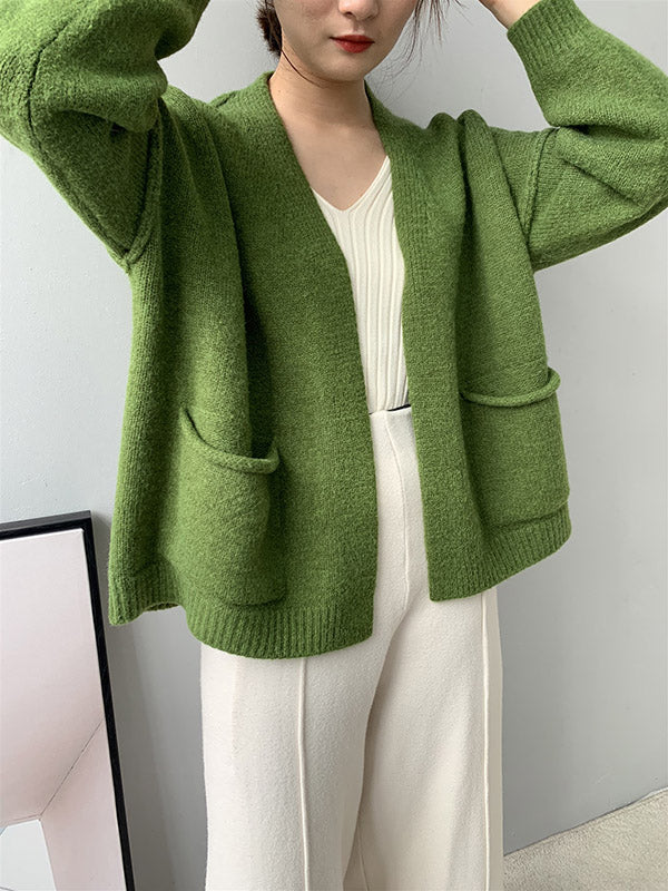 Classic Vintage Cardigan with a Flattering Fit