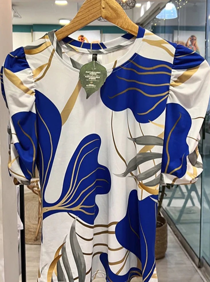 Beautifully Finished T-Shirt in a Timeless Design