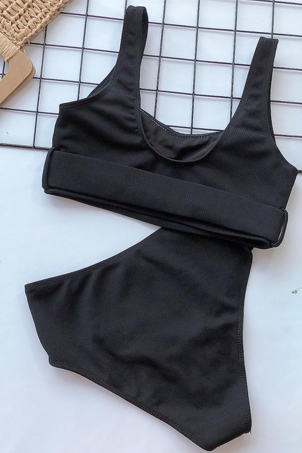 Classic Vintage Bikini with a Flattering Fit
