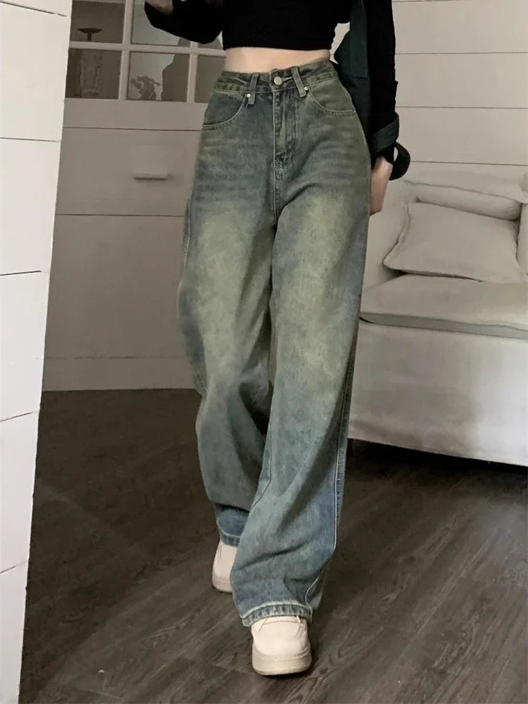 Sophisticated Garment with a Clean Classic Look