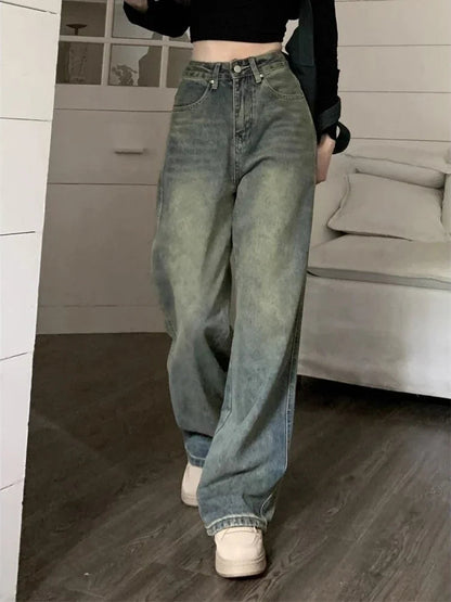 Sophisticated Garment with a Clean Classic Look
