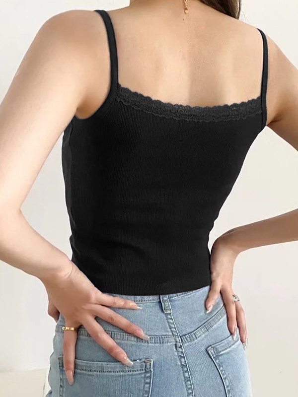 A Vintage Style Top with Delicate Timeless Details