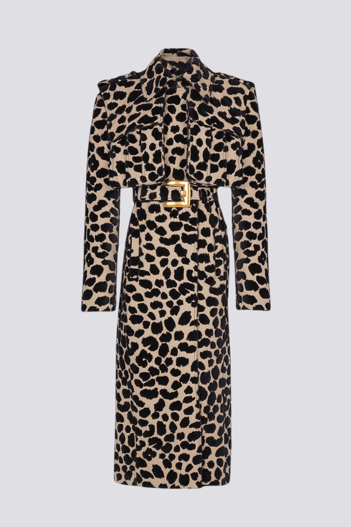 Well Tailored Coat with a Graceful Silhouette