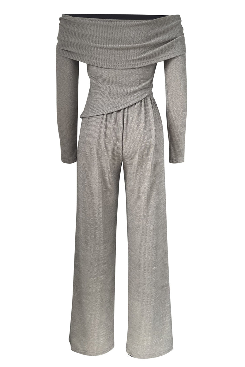 Effortlessly Elegant Garment with a Timeless Design