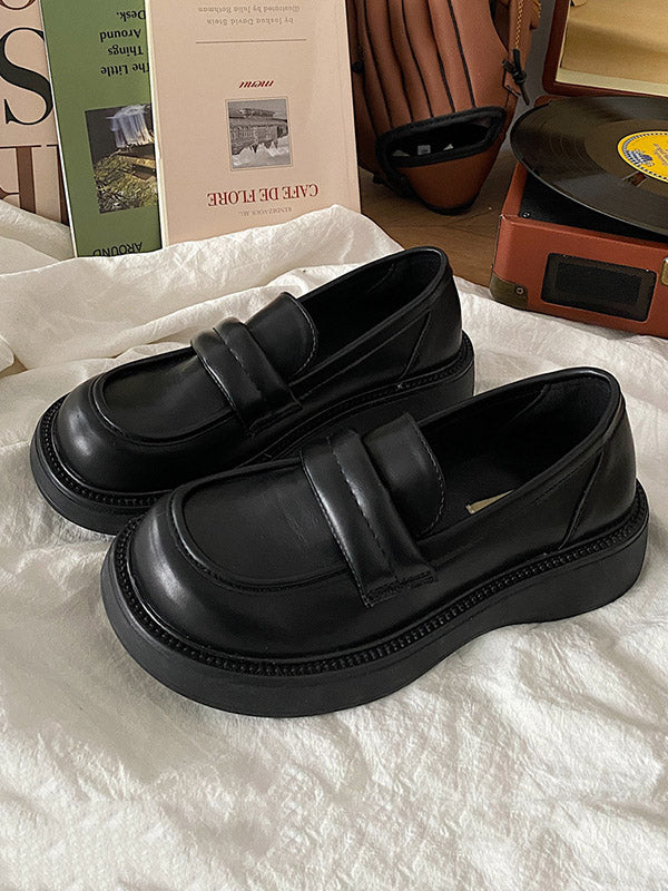A Vintage Style Shoes with Delicate Timeless Details