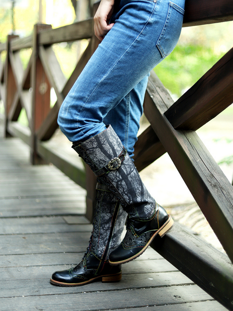 Beautifully Finished Boots in a Timeless Design
