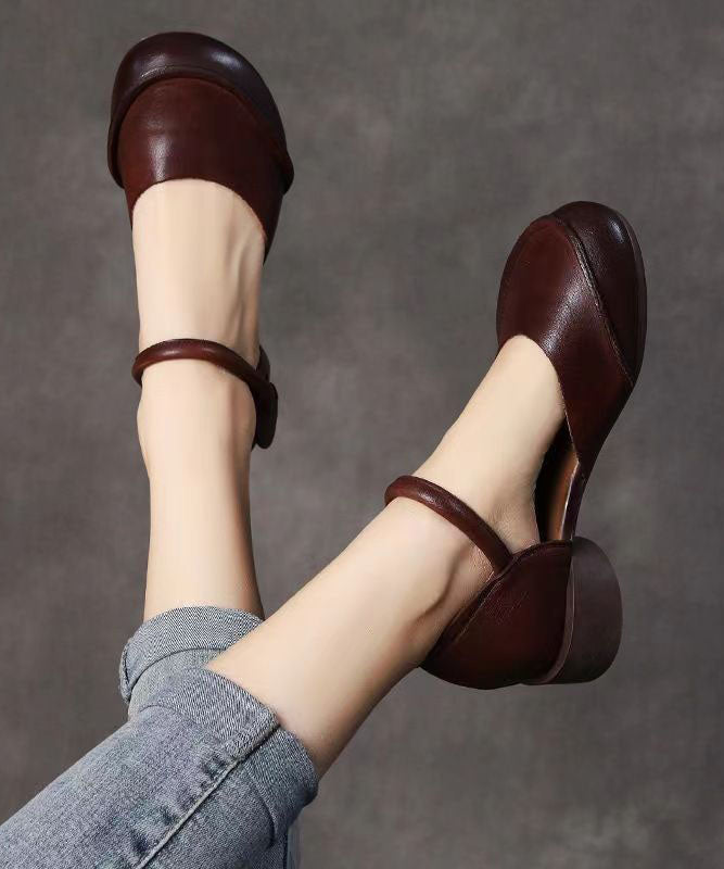 Beautifully Crafted Sandals in a Classic Style