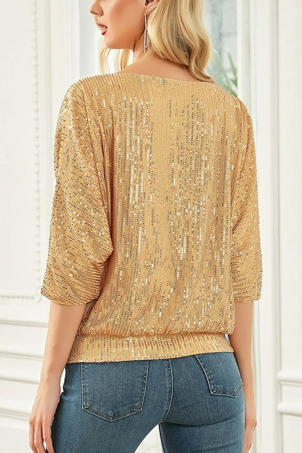 Classic Vintage Top with a Flattering Fit