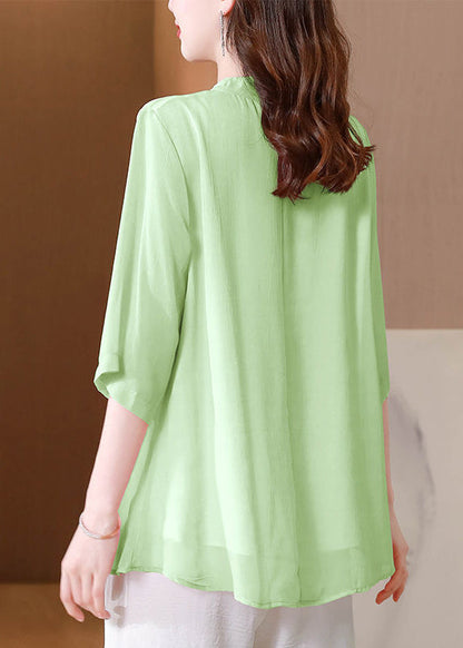 Well Tailored Shirt with a Graceful Silhouette