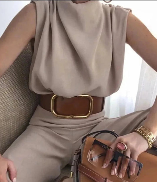 A Vintage Style Blouse with Delicate Timeless Details
