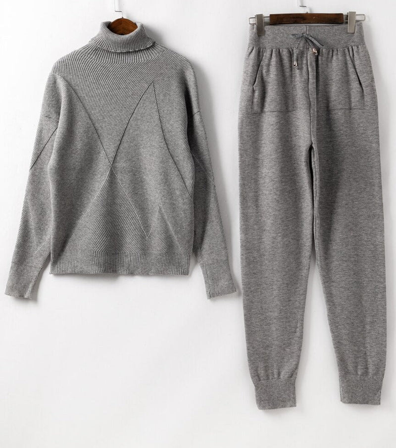 Effortlessly Elegant Garment with a Timeless Design