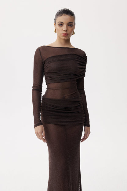 Effortlessly Elegant Dress with a Timeless Design