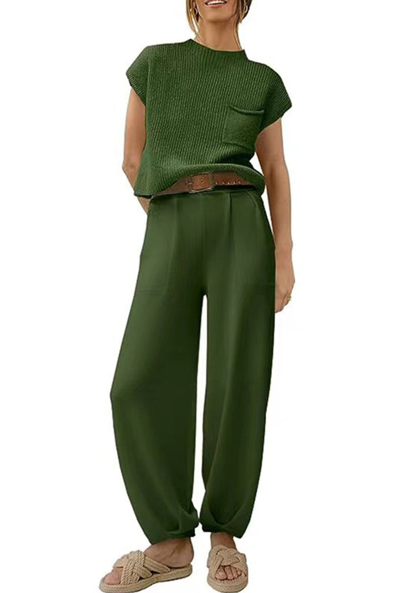 Well Tailored T-Shirt with a Graceful Silhouette
