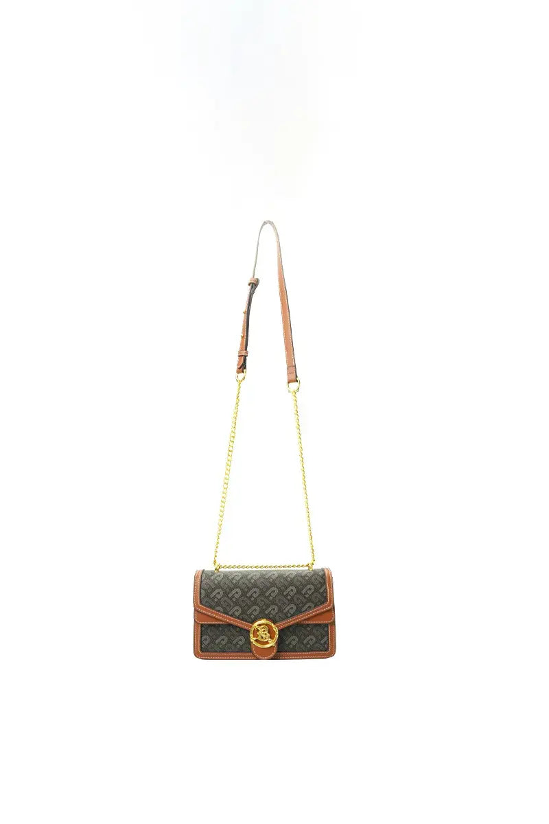 Classic Vintage Bag with a Flattering Fit