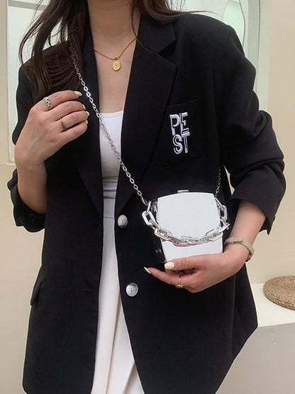 Gracefully Styled Bag for Any Occasion