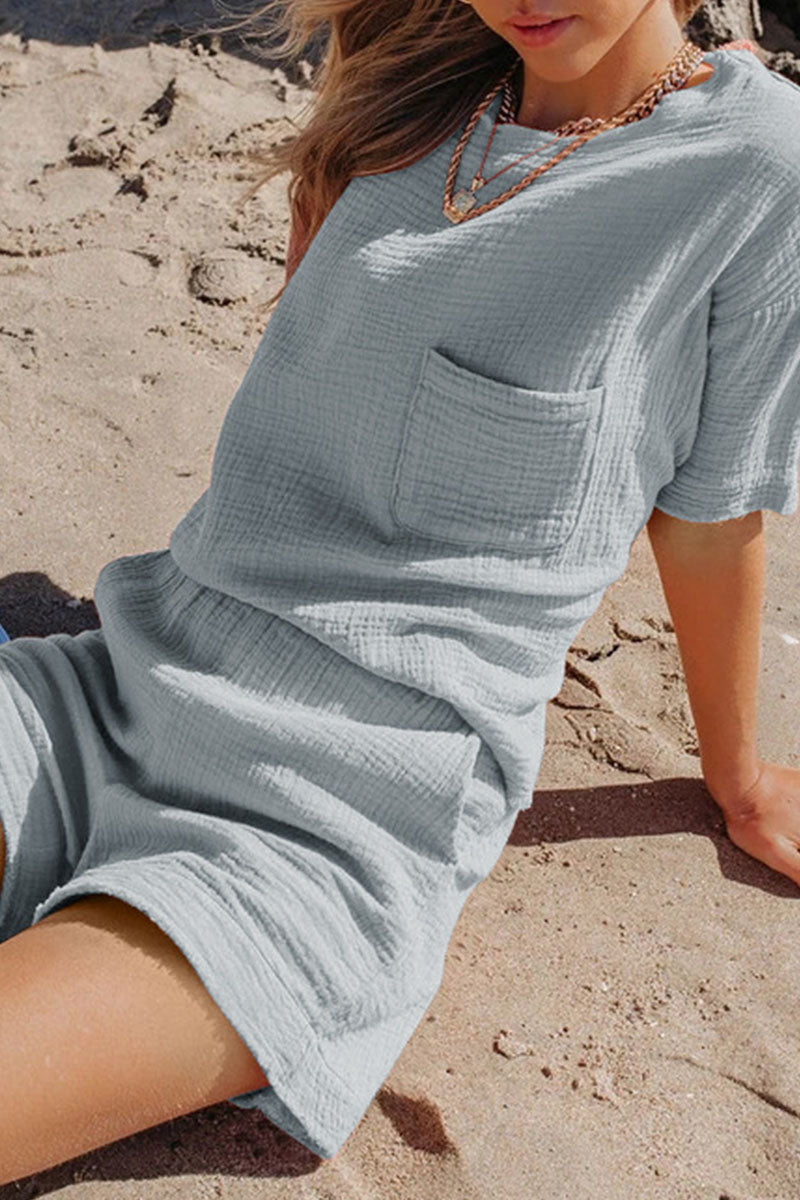 Effortlessly Elegant Garment with a Timeless Design