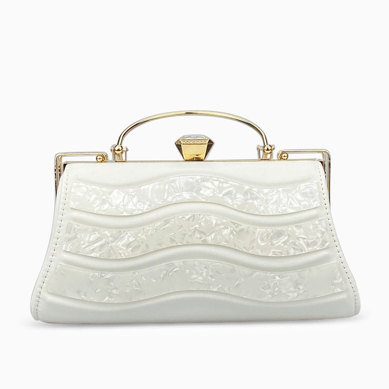 Beautifully Finished Bag in a Timeless Design