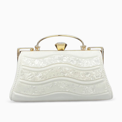 Beautifully Finished Bag in a Timeless Design