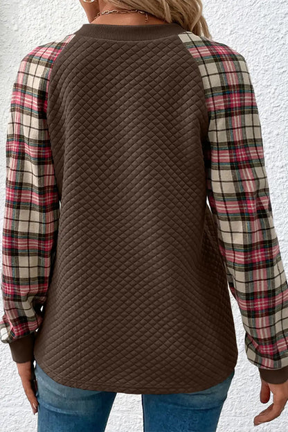 Effortlessly Elegant Shirt with a Timeless Design