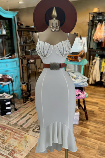 Polished Dress with an Effortless Classic Look