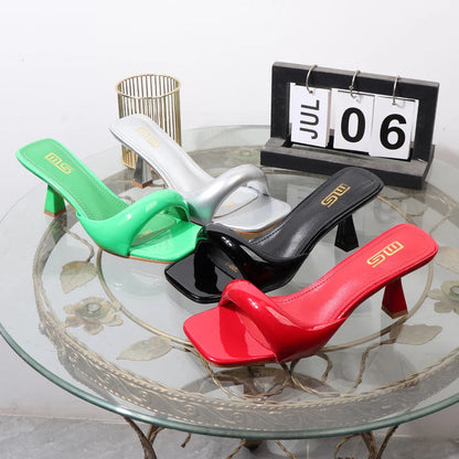 Beautifully Finished Heels in a Timeless Design