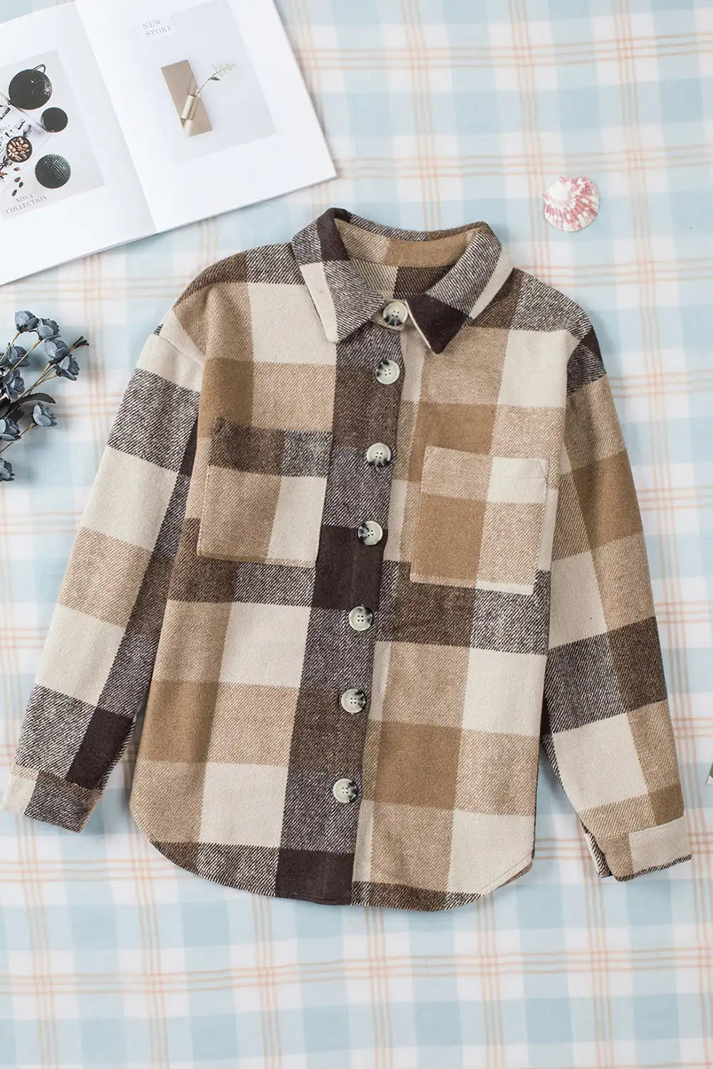 Gracefully Styled Jacket for Any Occasion