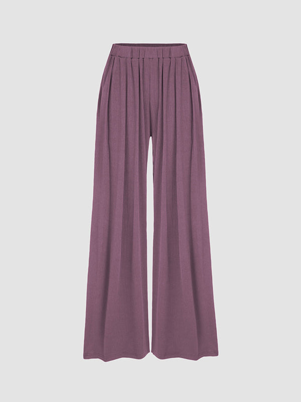 Classic Vintage Pants with a Flattering Fit