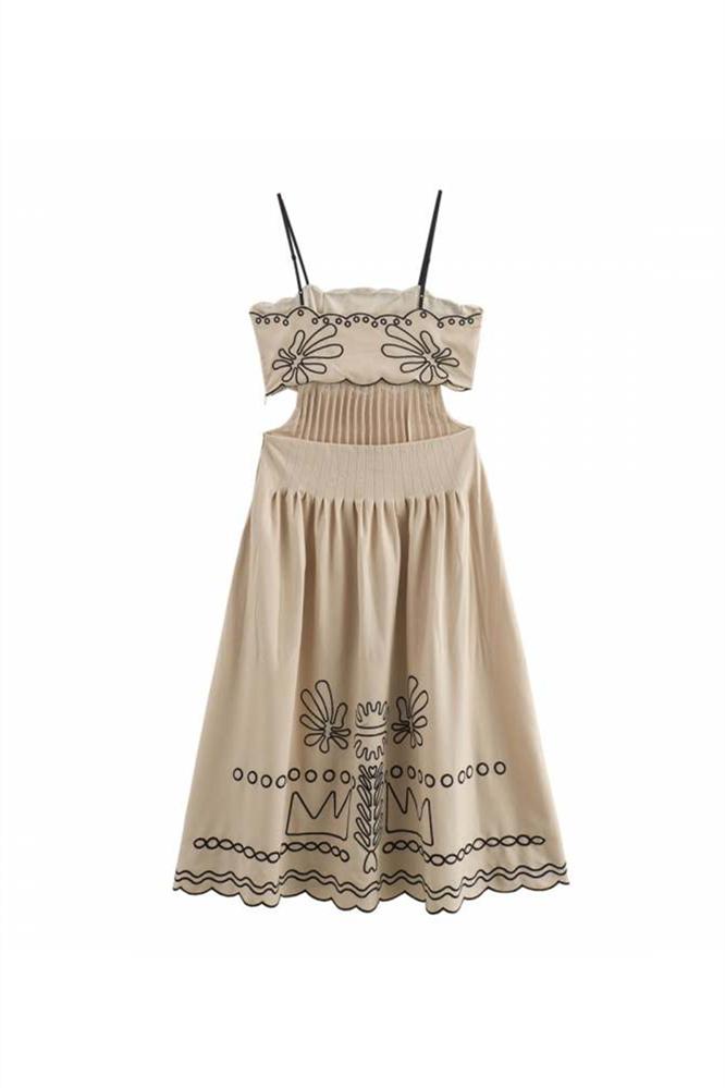 Beautifully Crafted Dress in a Classic Style