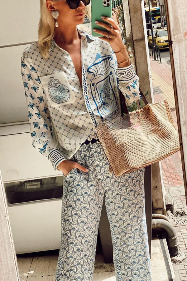 Classic Vintage Shirt with a Flattering Fit