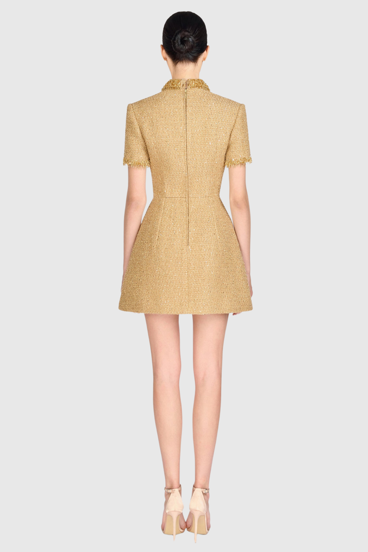 Classic Vintage Dress with a Flattering Fit