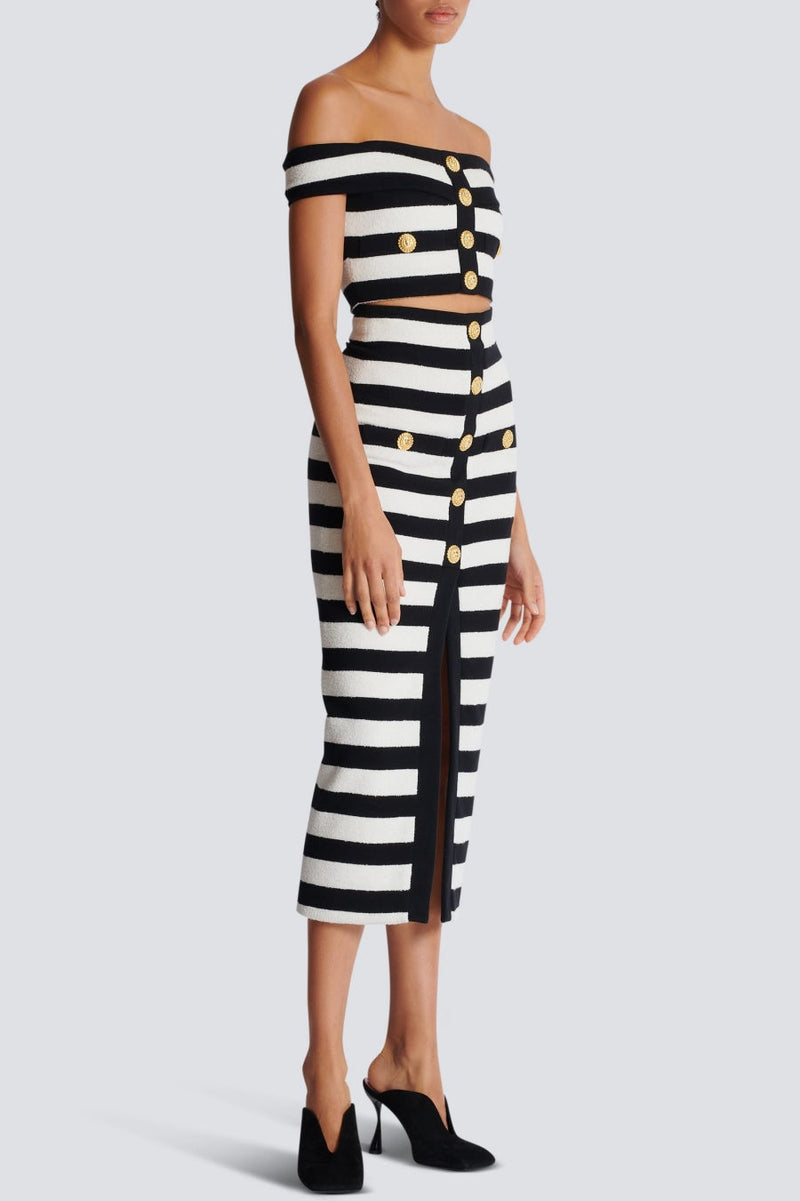 Beautifully Finished Garment in a Timeless Design