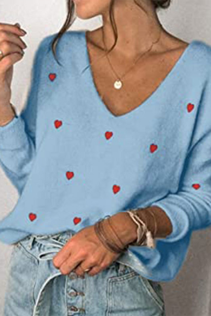 Effortlessly Elegant Sweater with a Timeless Design