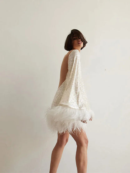 Beautifully Finished Dress in a Timeless Design