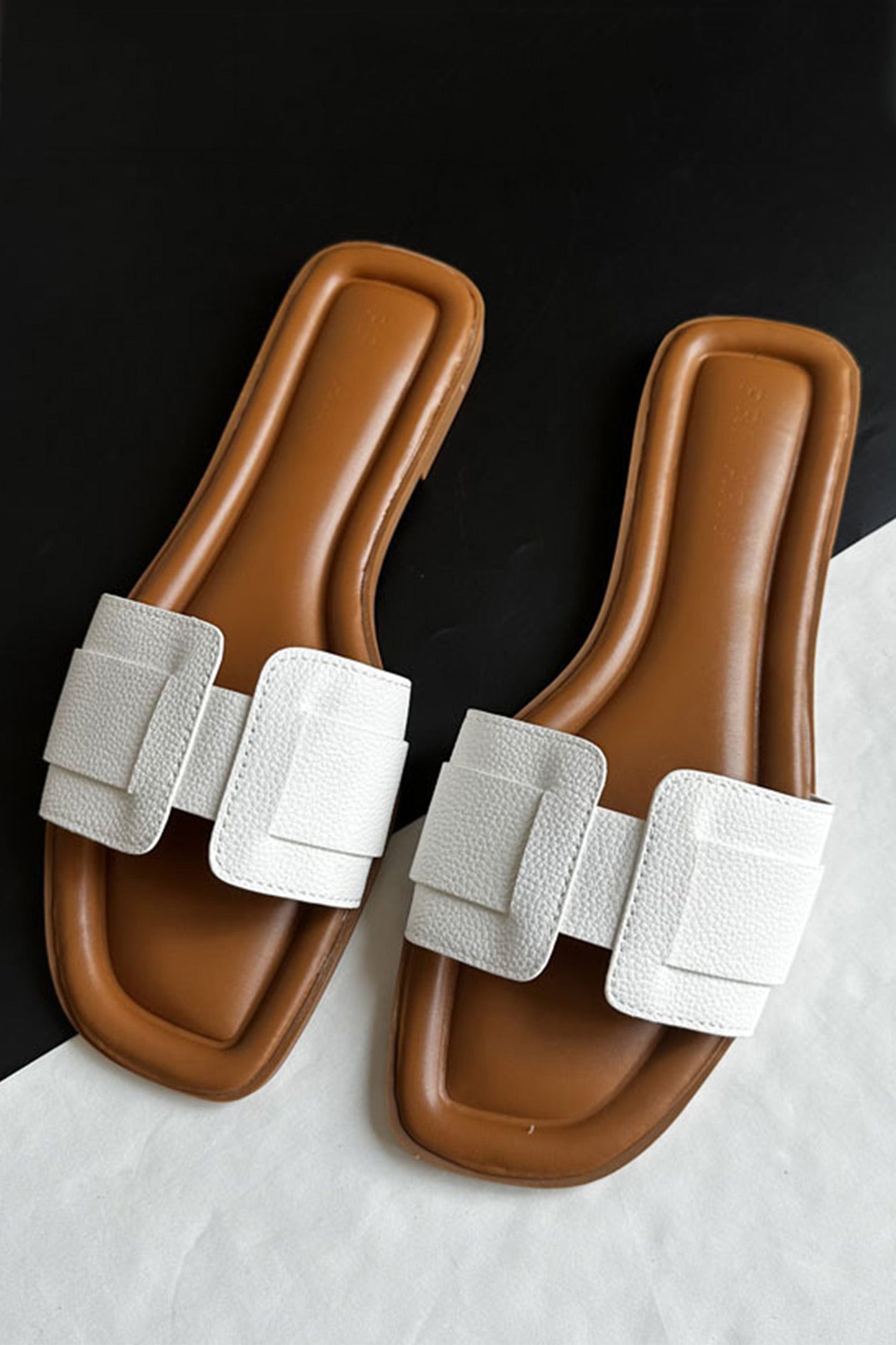 Classic Vintage Sandals with a Flattering Fit