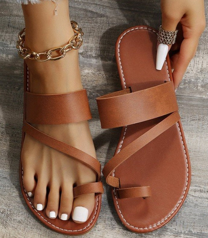 Well Tailored Shoes with a Graceful Silhouette