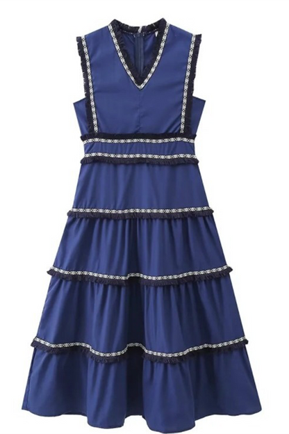 Classic Vintage & Enduringly Stylish Dress