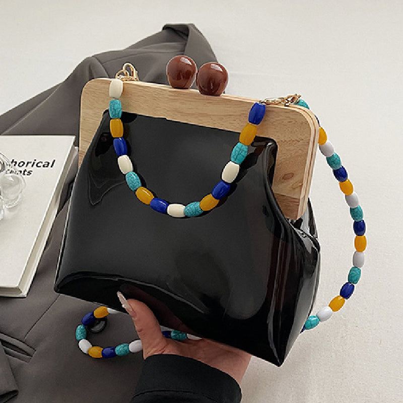 Classic Vintage Bag with a Flattering Fit