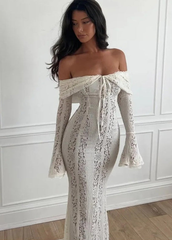 Beautifully Finished Garment in a Timeless Design