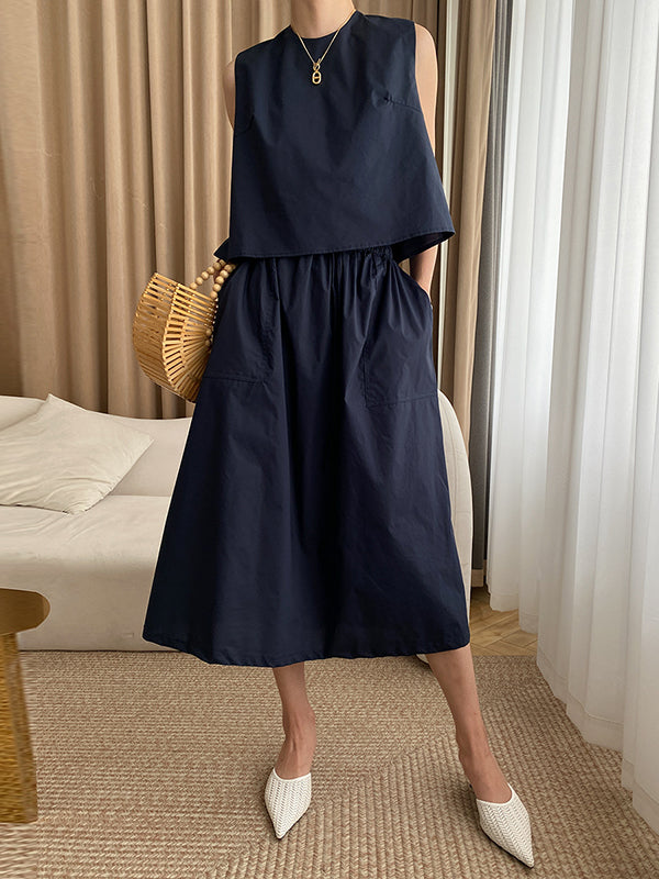 Sophisticated Garment with a Clean Classic Look