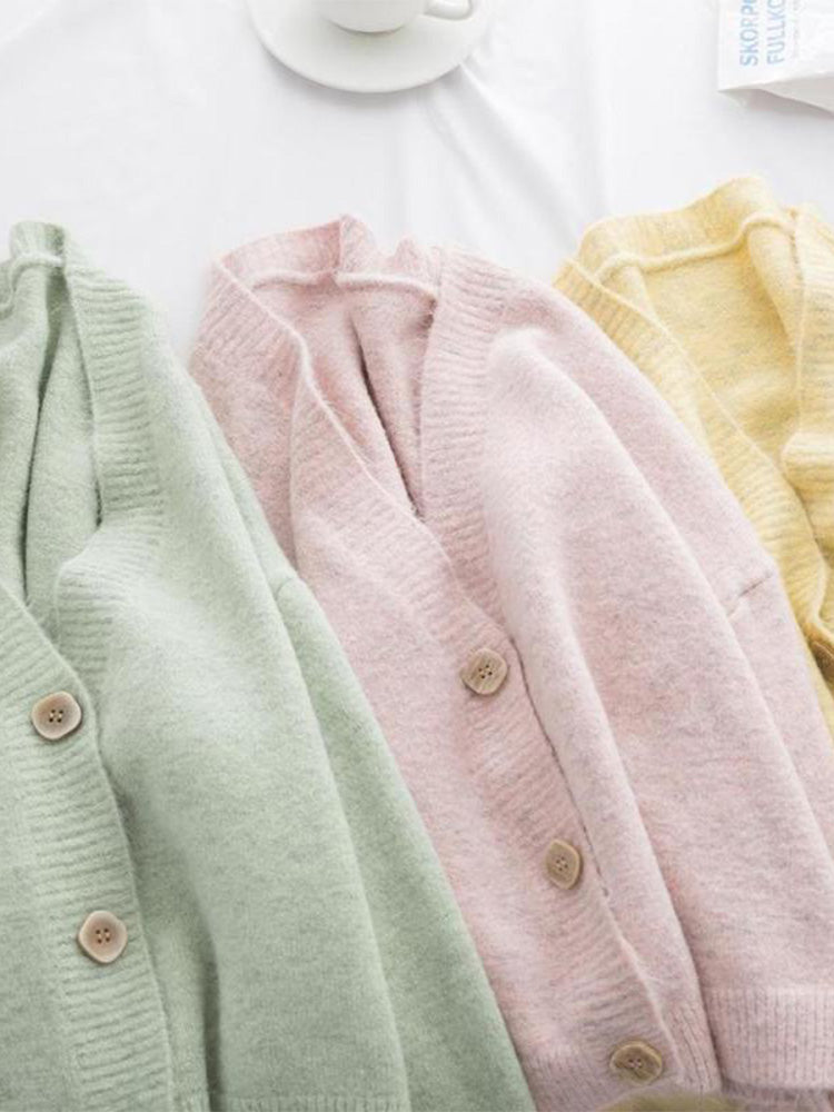 Beautifully Crafted Cardigan in a Classic Style