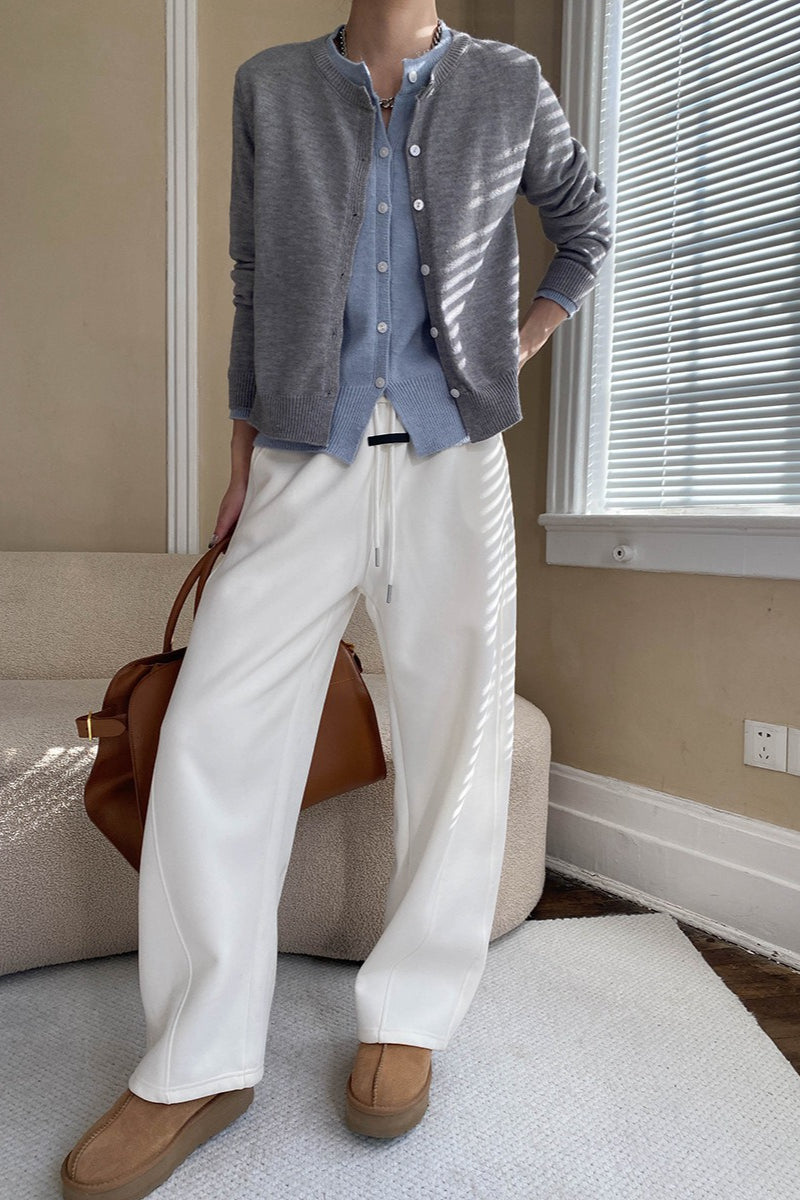 Elegantly Styled Cardigan for Everyday Wear