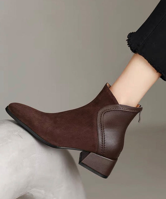 Well Tailored Boots with a Graceful Silhouette