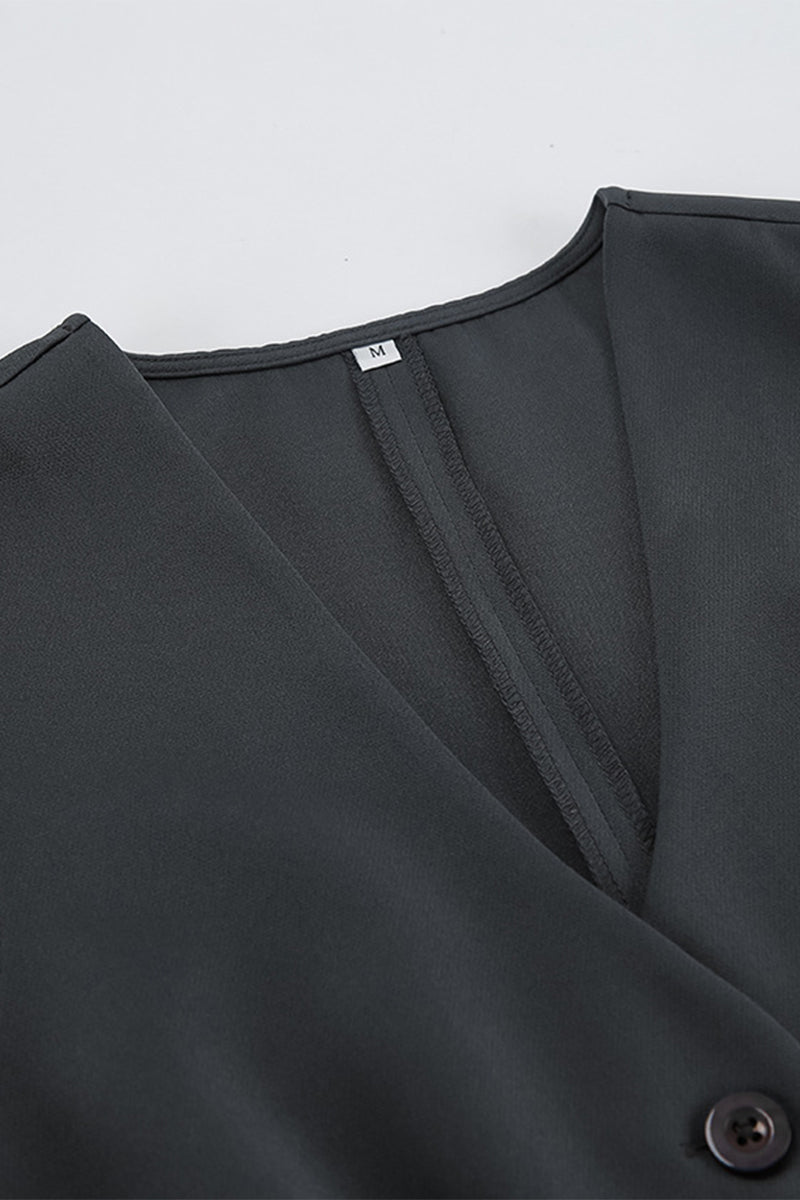 Gracefully Styled Garment for Any Occasion