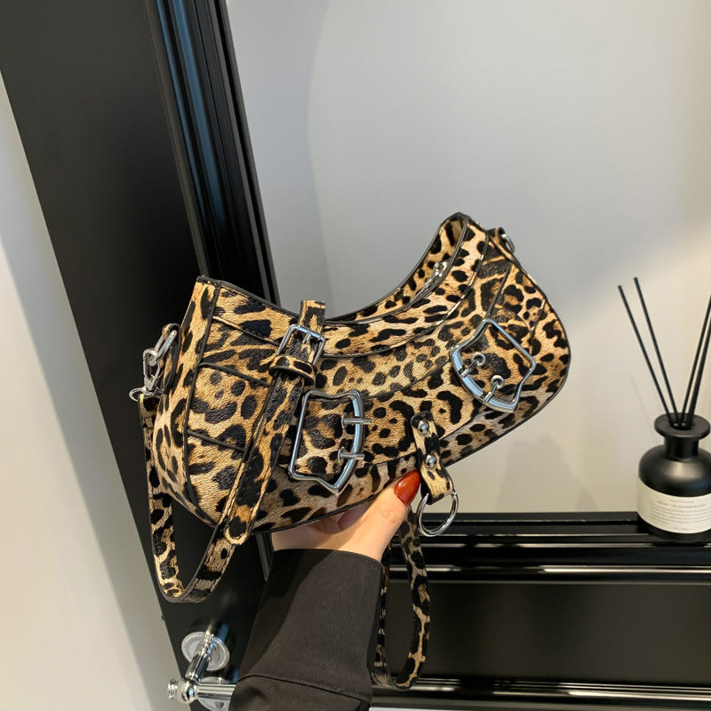 Polished Bag with an Effortless Classic Look